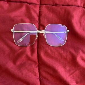 Quay “cheat sheet” blue light glasses